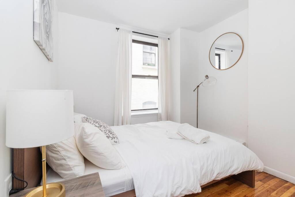 2Bed Bliss By Central Park North New York Exterior photo